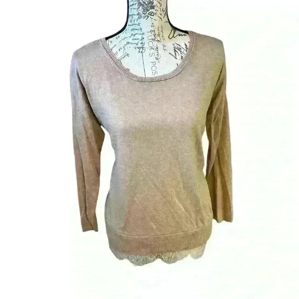 JOIE Crewneck sweater with eyelash lace underlay hem